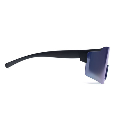 Lustrzane sportowe okulary prze