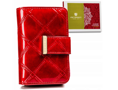 Portfel damski ze skory naturalnej zamykany na zatrzask i suwak