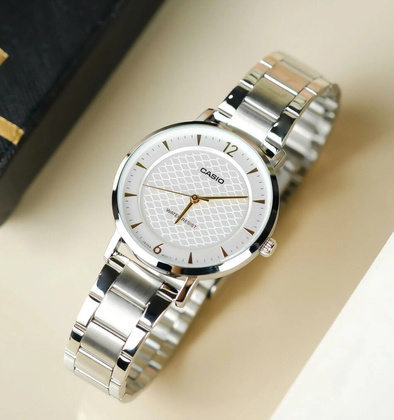 ZEGAREK DAMSKI CASIO  LTP-VT04D-7A (zd659d) + BOX