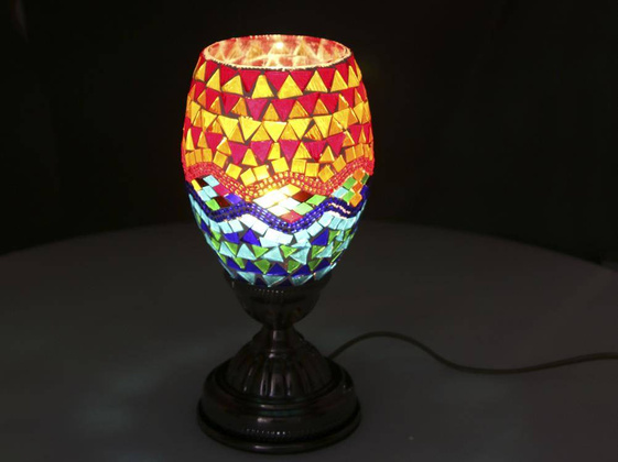 Lampa stołowa - klosz pojedynczy, wielokolorowy