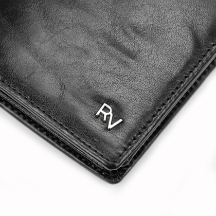 Funkcjonalny, pionowy portfel męski bez zapięcia ze skóry naturalnej