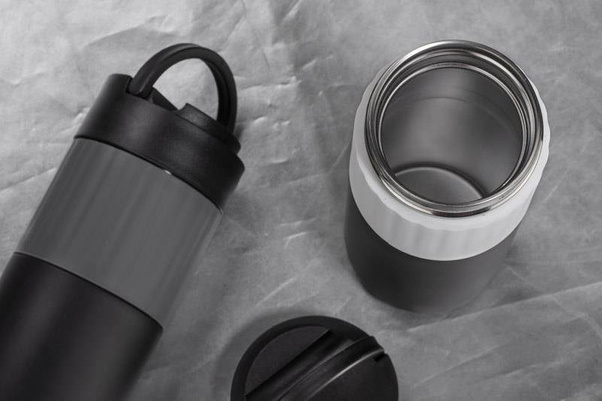 Butelka termiczna HOLDEN 500 ml 16024-14 Czarna