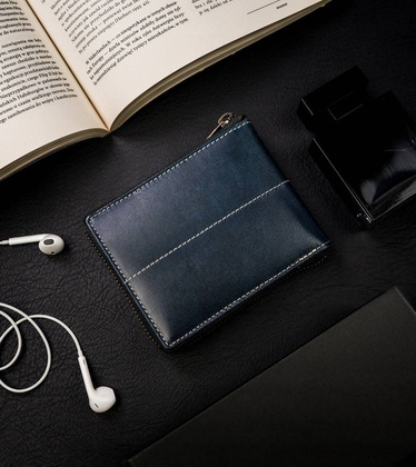 Duży, skórzany portfel męski na suwak