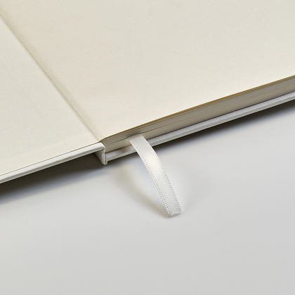 Notatnik Hugo A5 z papieru recyklingowego 70 gsm