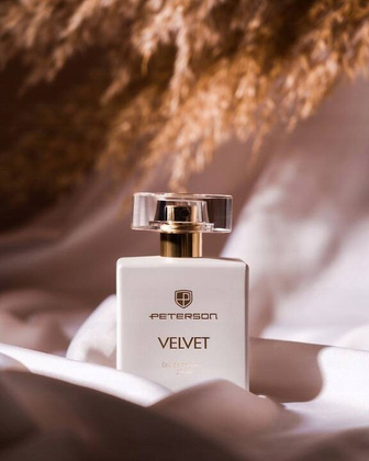 Zestaw prezentowy skorzany portfel damski na zatrzask i woda perfumowana Velvet
