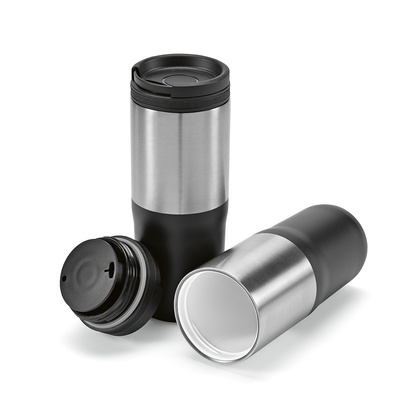 Pomaranczowy kubek podrózny ze stali nierdzewnej z recyklingu 640 ml