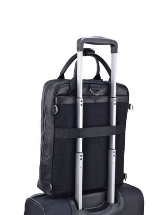 Plecak na laptop 17' AERONAUTICA MILITARE Vintage Skórzana Czarny