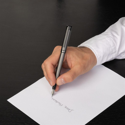 Wieczne pióro Hugo Boss Filament Gun