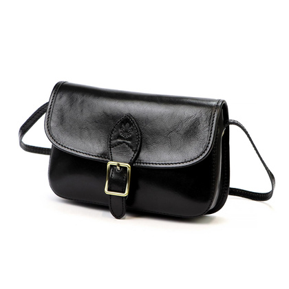 Mała torebka damska-listonoszka, skóra naturalna 