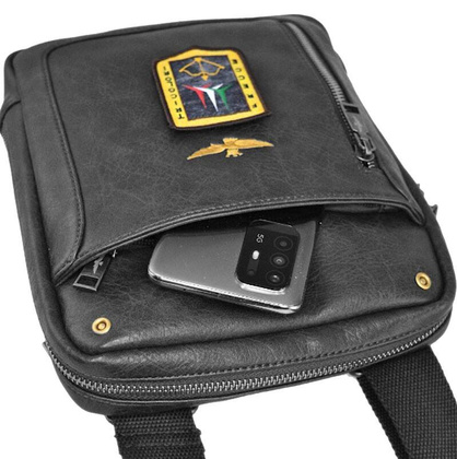 Torba na ramię AERONAUTICA MILITARE Pilot Czarna