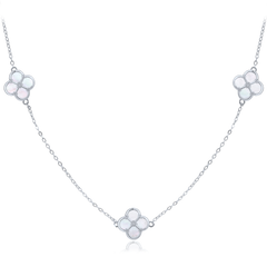 MINET Srebrny naszyjnik koniczyna z białą masą perłową