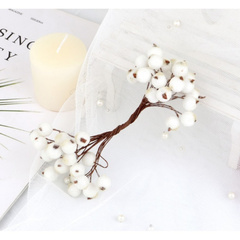 Mroźna jarzębina biała sztuczna 20szt wiązka GLZ01