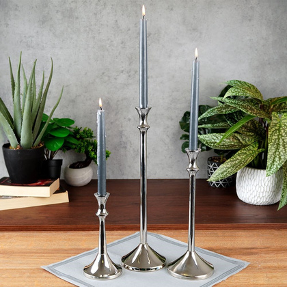 Świecznik na długą świeczkę aluminiowy srebrny 40 cm
