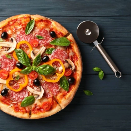Nóż do pizzy stalowy 20,5 cm