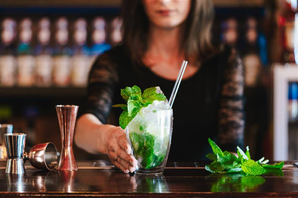 Zestaw 6 szklanek z podwójną ścianką 350ml ze słomkami VITA 26865