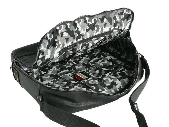 Torba na ramię na laptop 16' AERONAUTICA MILITARE Pilot Czarna