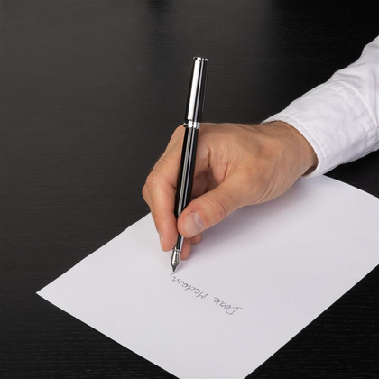 Wieczne pióro Hugo Boss Gear Icon Black