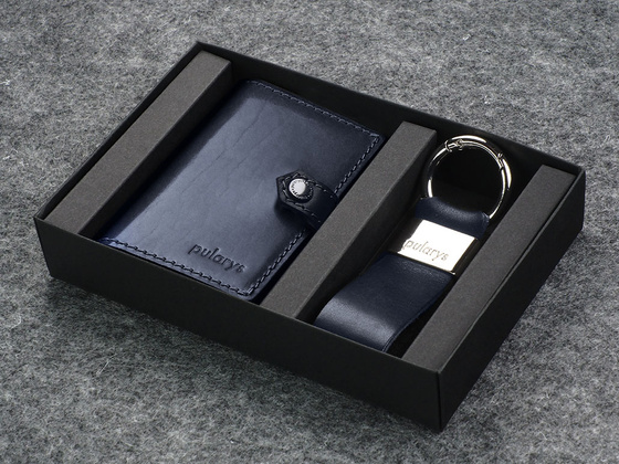 Portfel HIKER  w zestawie z brelokiem 2113