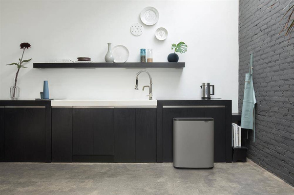 Kosz na śmieci Touch Bin BO 60l mineralny szary 223129