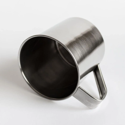 Kubek garnek stalowy z uchwytem turystyczny wędkarski 10 cm 0,6 l