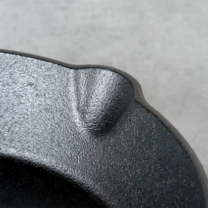 Patelnia żeliwna CAST LINE 15 cm