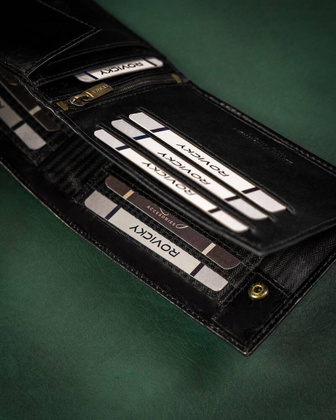 Skorzany portfel meski z systemem RFID