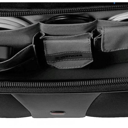 Pilotka z miejscem na laptop 15,4" WENGER Patriot, Czarna