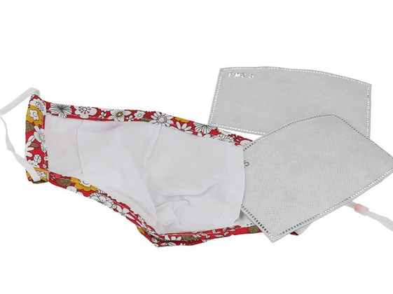 Maseczka ochronna - czerwona, kwiaty