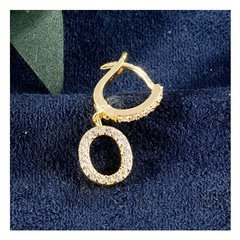 Kolczyki pozłacane literka O KST1683O