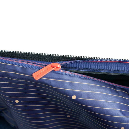 Delsey Montmartre Air 2.0 średnia czarna walizka na kółkach 68 cm