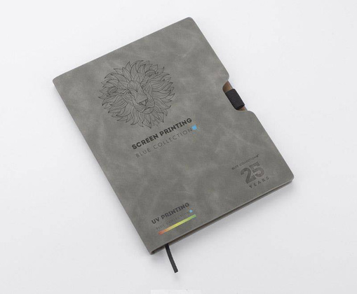 Notes BLAKK A5uchwyt na długopis z czarną zakładką