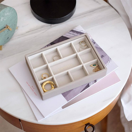 Szkatułka na biżuterię Stackers 11 komorowa mini taupe