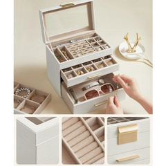 Ekskluzywna Szkatułka na biżuterię kuferek etui organizer złote uchwyty PD161