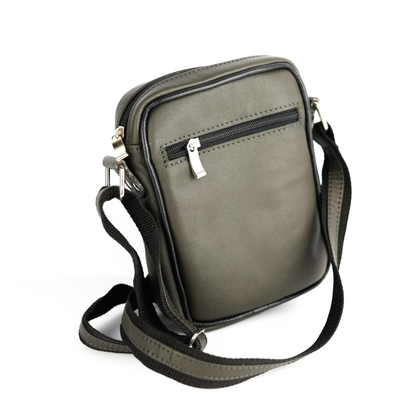 T-09 Listonoszka męska mała -military green KEMER