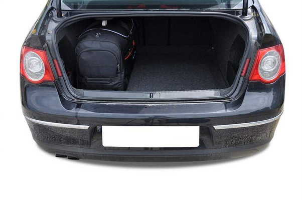 VW PASSAT SEDAN