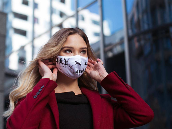 Maseczka ochronna - białe Ptaki z kpl. (CARMANI)