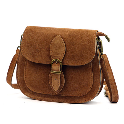 Mała torebka damska- listonoszka, naturalna skóra zamszowa 25-020