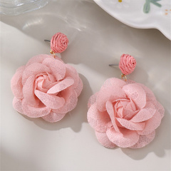 Kolczyki wiszące, efektowne koronkowe kwiat, różowa RÓŻA sztyft K1707