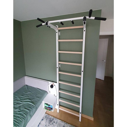 Drabinka gimnastyczna drewniano metalowa z metalowym drążkiem BenchK 311W