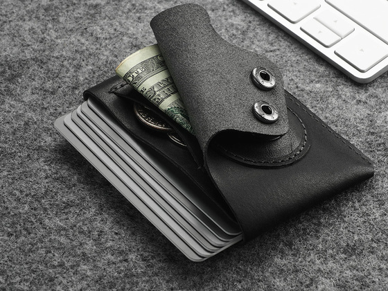 Portfel HOBBY z kieszonką AirTag - Insider Line 1827