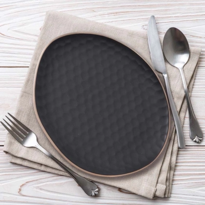 Talerz obiadowy płytki czarny ceramiczny taca na przystawki 27 cm
