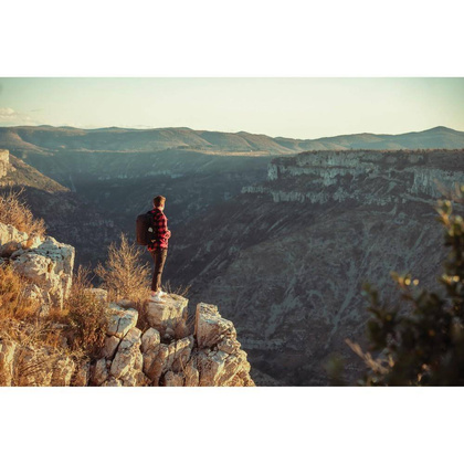 Bobby Explore plecak chroniący przed kieszonkowcami