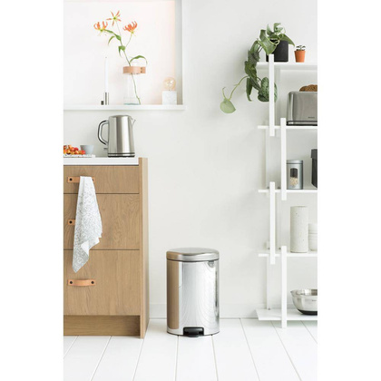 Kosz pedałowy 20l stalowy Newicon 114267