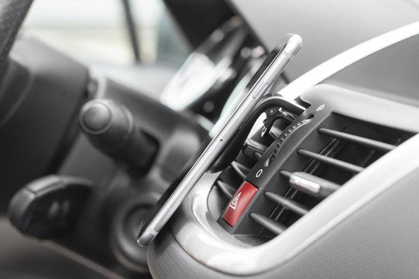 Uchwyt samochodowy do telefonu TALEM Czarny