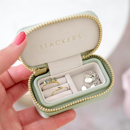 Pudełko podróżne na biżuterię Stackers Travel petite zieleń szałwiowa