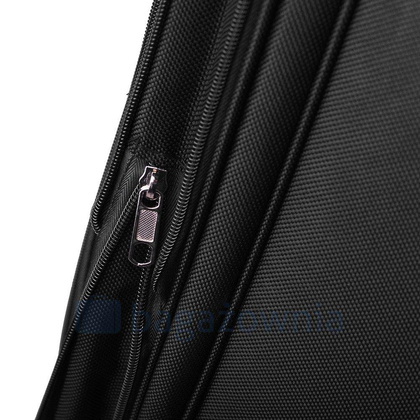 Duża walizka WINGS 6802 L Czarna