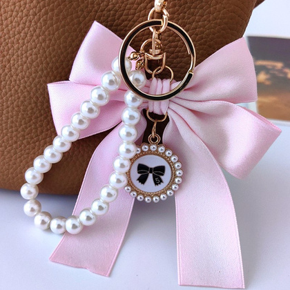 Brelok do kluczy z różową KOKARDĄ i perłami BRL362R