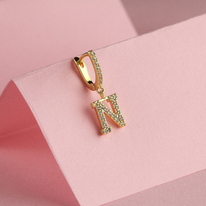 Kolczyki pozłacane literka N KST1683N