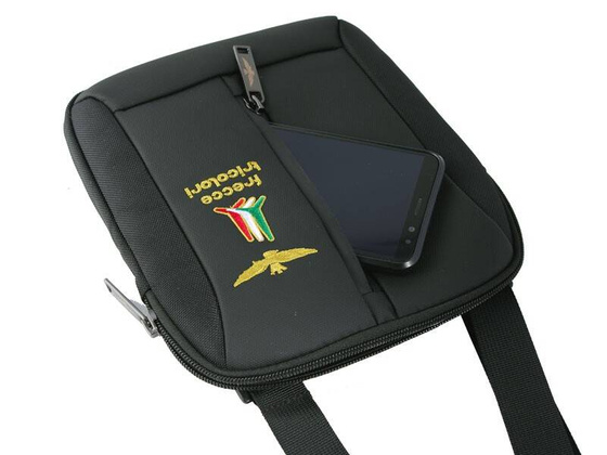 Torba na ramię AERONAUTICA MILITARE Drone Czarna