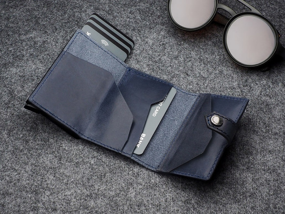 Portfel HIKER Go 2115